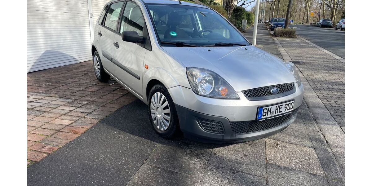 Ford Fiesta 216.454 km 1.195 &euro; Bonn 53227