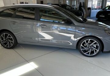 Hyundai i30 5.000 km 25.650 &euro; Siegburg 53721