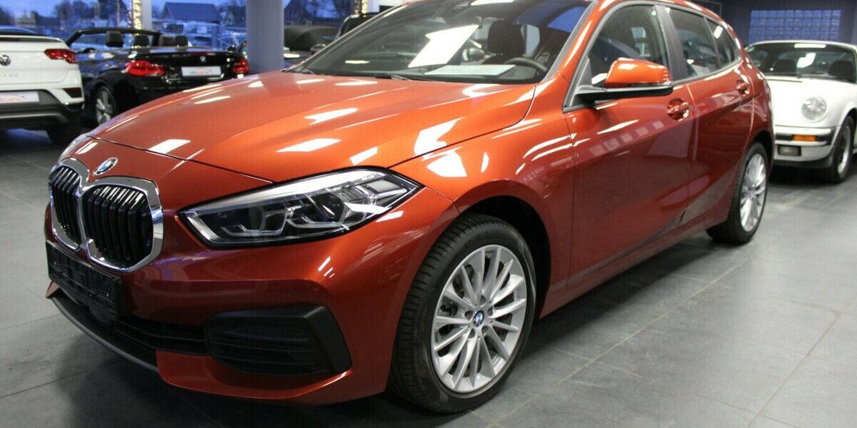 BMW 118 118d Aut. Advantage 7.250 km 27.980 &euro; Euskirchen 53881