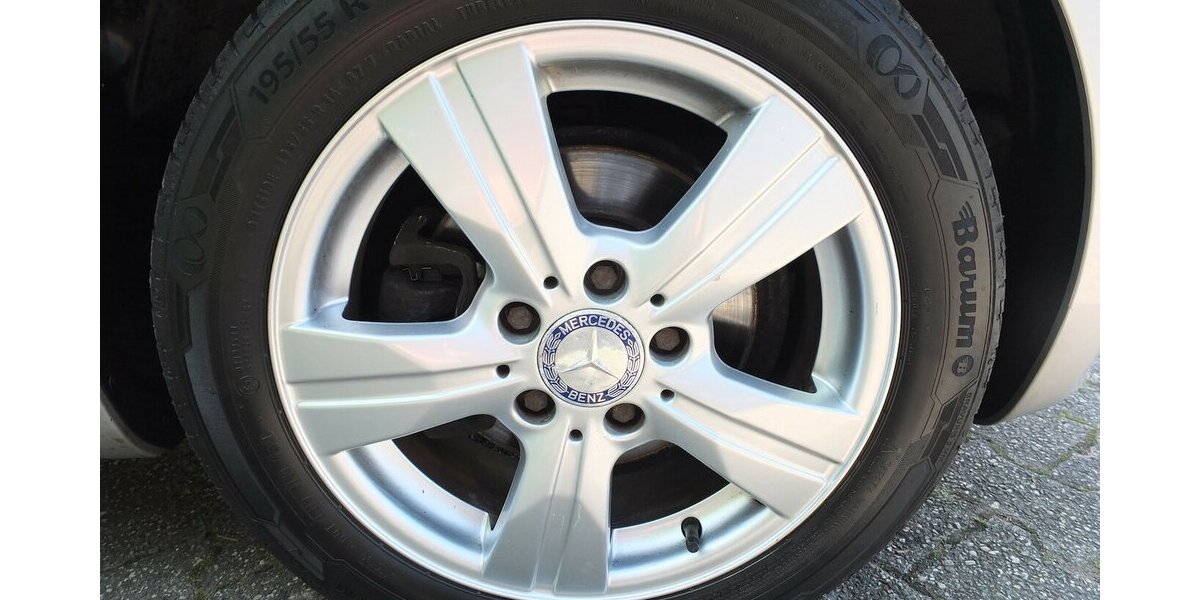 Mercedes-Benz A 150 AUTOTRONIC NAVI TEMPOMAT KLIMAANLAGE 98.516 km 7.804 &euro; Köln 50858