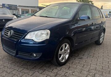 VW Polo 214.000 km 2.999 &euro; Bonn 53227
