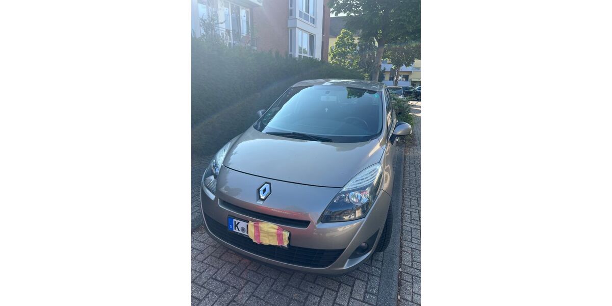 Renault Scenic 220.000 km 3.300 &euro; Köln 50999