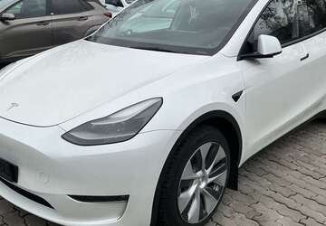 Tesla Model Y 86.474 km 30.900 &euro; Bonn 53227