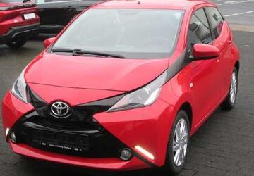 Toyota Aygo (X) 73.100 km 8.490 &euro; Siegburg (zwischen Köln und Bonn) 53721