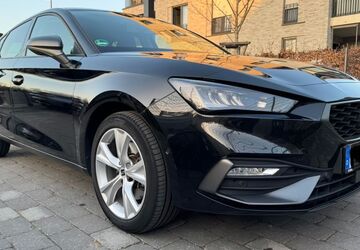 Seat Leon 89.500 km 17.950 &euro; Köln 50825