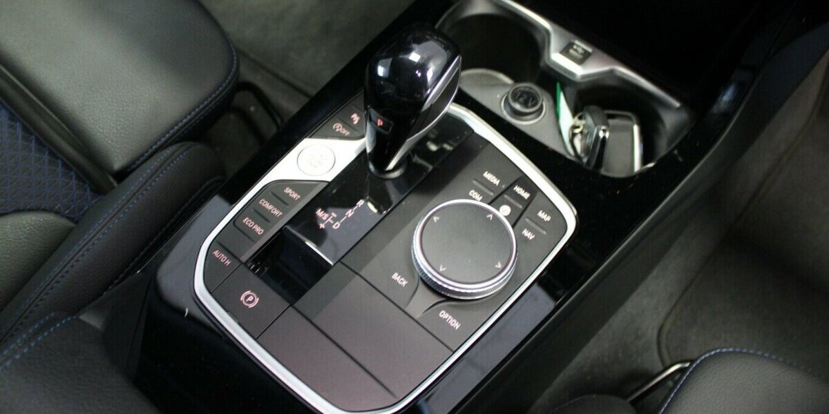 BMW 220 220i Gran Coupe Aut. M Sport 20.990 km 29.980 &euro; Euskirchen 53881