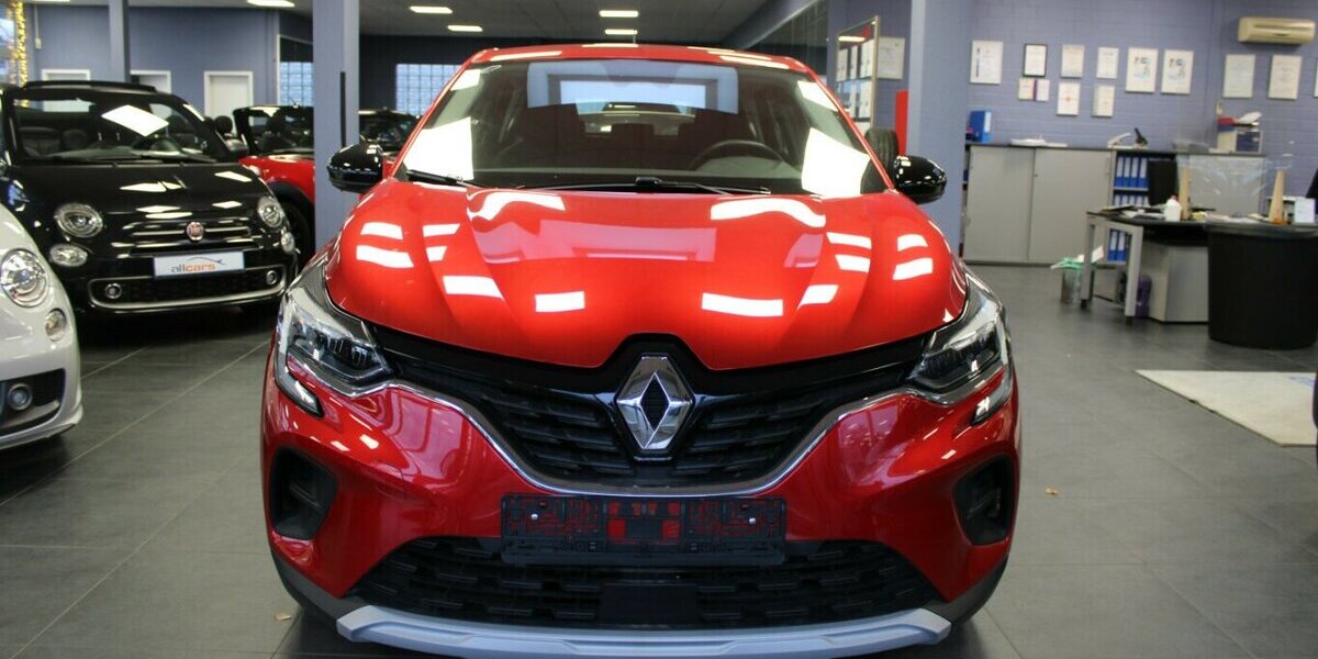 Renault Captur TCeMild Hybrid 140 GPF EQUILIBRE 11.336 km 16.980 &euro; Euskirchen 53881