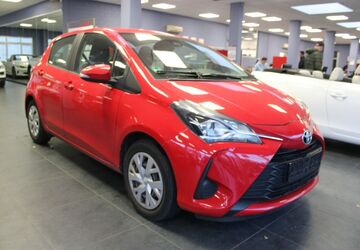 Toyota Yaris 50.592 km 12.980 &euro; Euskirchen 53881