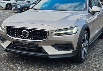 Volvo V60 86.000 km 33.990 &euro; Königswinter 53639