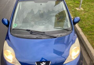Peugeot 107 276.000 km 1.000 &euro; Köln 50859
