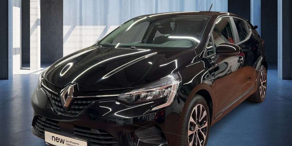 Renault Clio 30.081 km 14.920 &euro; Köln 50939