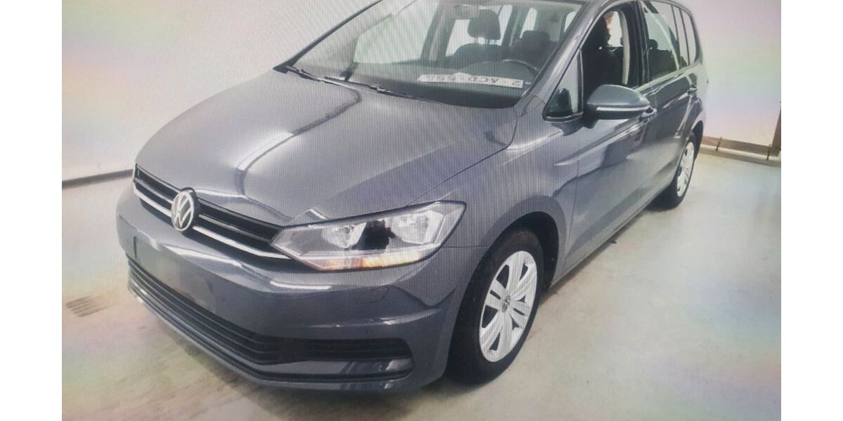 VW Touran 154.000 km 15.490 &euro; Bonn 53227
