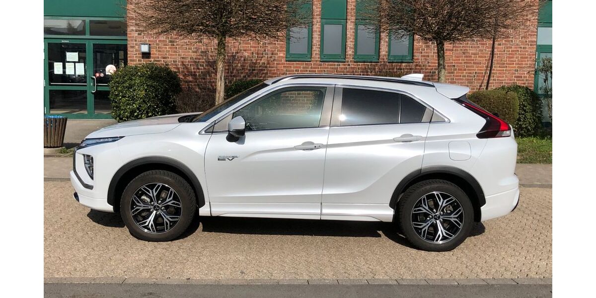 Mitsubishi Eclipse Cross 40.600 km 23.900 &euro; Neunkirchen-Seelscheid 53819