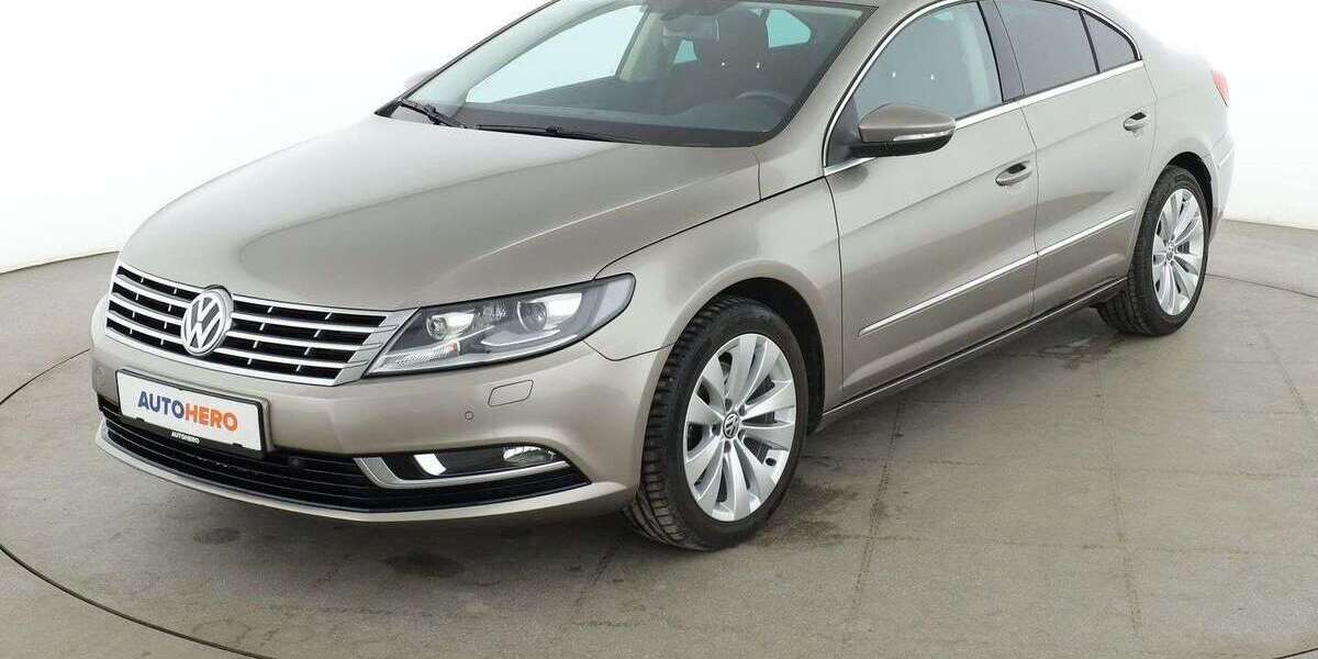VW CC 115.247 km 12.120 &euro; Köln 50739