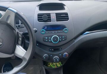 Chevrolet Spark 184.752 km 2.500 &euro; Bonn 53177