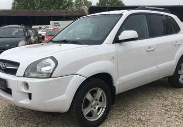 Hyundai TUCSON 165.000 km 3.999 &euro; Bonn 53227
