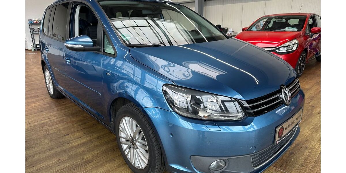 VW Touran 124.853 km 10.900 &euro; Sankt Augustin 53757