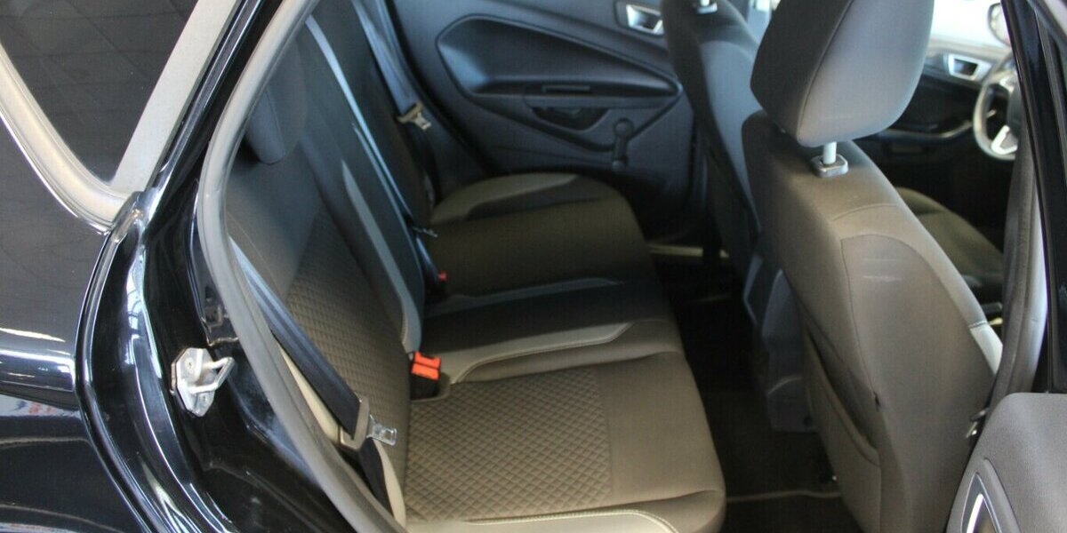 Ford Fiesta 1.25 Celebration - Navi - SHZ - 137.250 km 6.980 &euro; Euskirchen 53881