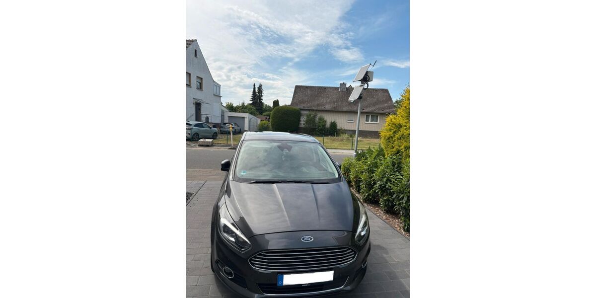 Ford S-Max 158.000 km 13.890 &euro; Euskirchen 53879
