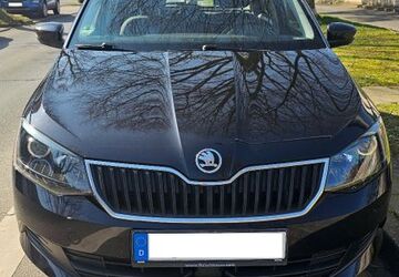 Skoda Fabia 57.500 km 8.400 &euro; Köln 51143
