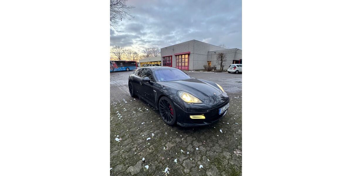 Porsche Panamera 180.000 km 19.800 &euro; Bergisch Gladbach 51467