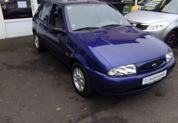 Ford Fiesta 14.329 km 3.995 &euro; Bad Honnef 53604