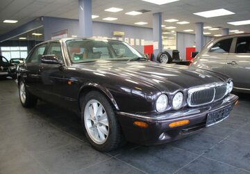 Jaguar XJ 142.800 km 11.980 &euro; Euskirchen 53881