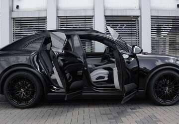 Porsche Macan 5.000 km 95.500 &euro; Hürth (bei Köln) 50354