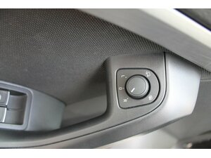 Seat Ateca FR 1,5 TSi DSG Navi AHK Standh LED 12.800 km 31.350 &euro; Bonn 53225