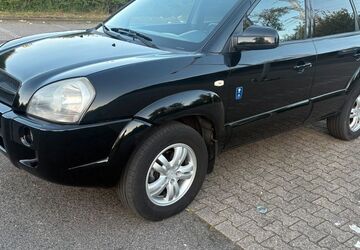 Hyundai TUCSON 227.469 km 2.250 &euro; Köln 50767