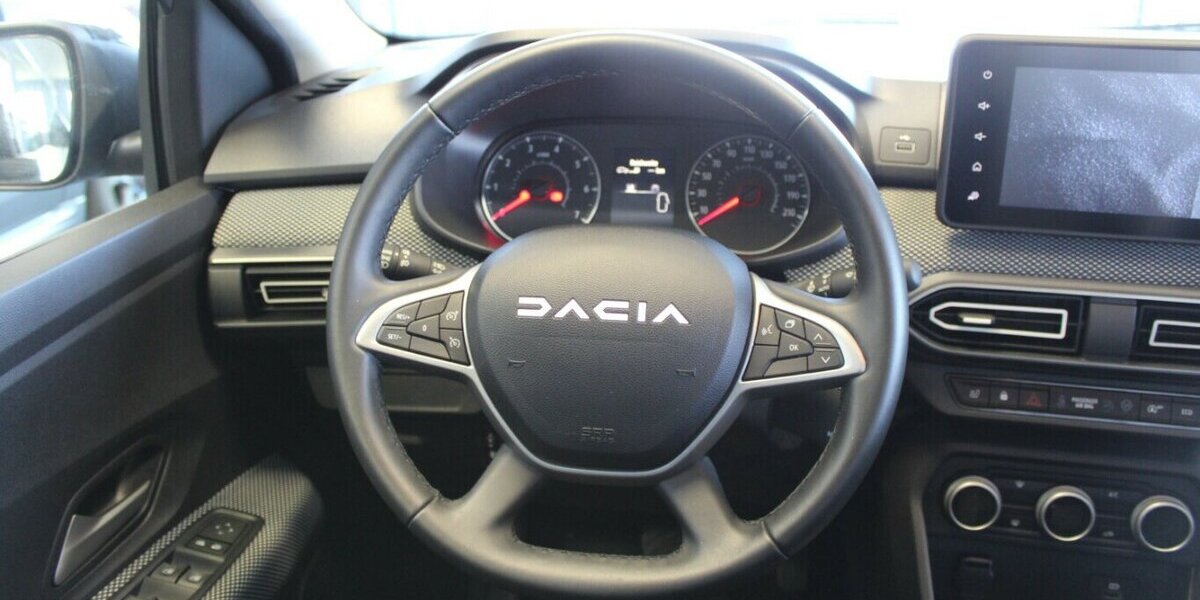 Dacia Logan LimS5 1.0 SCe 65 Aut. 15.390 km 15.980 &euro; Euskirchen 53881