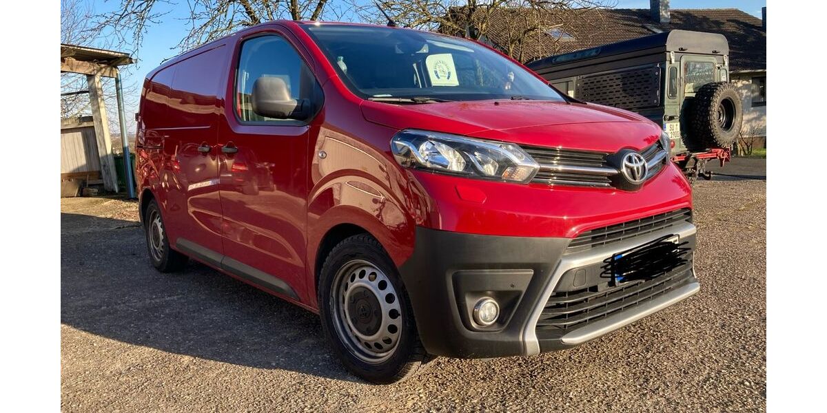 Toyota Proace (Verso) 98.000 km 18.100 &euro; Overath 51491