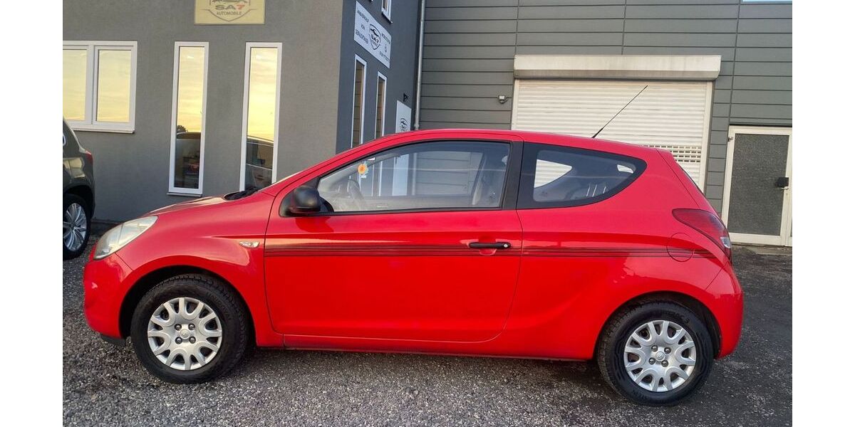 Hyundai i20 130.000 km 2.790 &euro; Euskirchen 53881