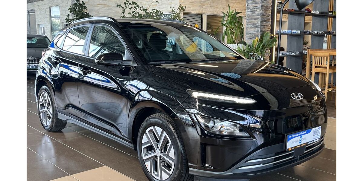 Hyundai KONA 12.150 km 15.400 &euro; Eitorf 53783