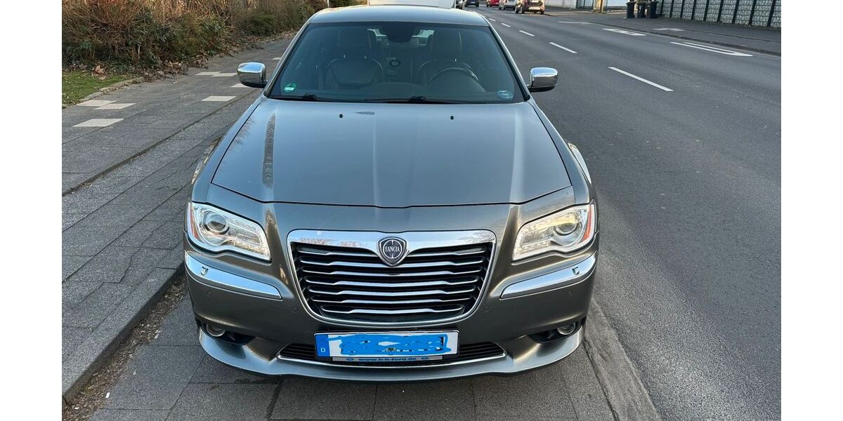 Lancia Thema 245.000 km 8.490 &euro; Wesseling 50389