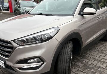 Hyundai TUCSON 97.700 km 14.590 &euro; Remagen - Rolandseck 53424