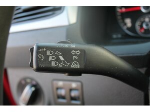 VW Caddy 2,0 Tdi 5-Sitzer 1.Hand NAVI Scheckheft gepf 296.000 km 7.940 &euro; Bonn 53225