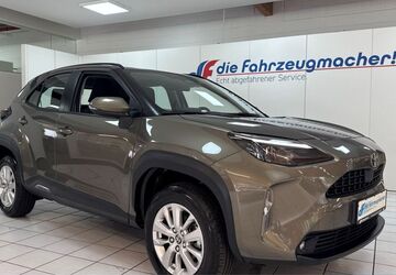 Toyota Yaris 28.000 km 23.388 &euro; Rheinbach 53359