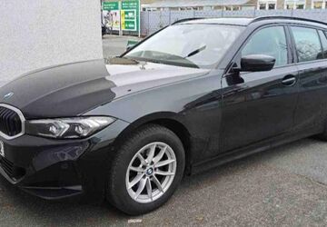 BMW 320 98.027 km 27.444 &euro; Köln 50767