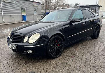 Mercedes-Benz E 320 318.500 km 8.500 &euro; Bonn 53225