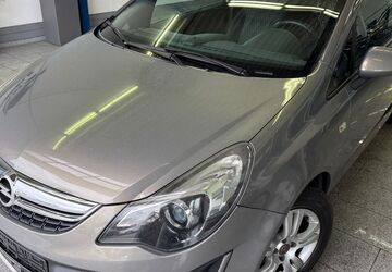 Opel Corsa 90.888 km 8.749 &euro; Köln 50829