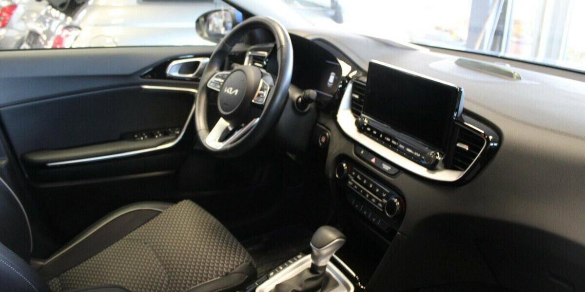 Kia XCeed 1.6 GDI DCT6 OPF Plug-in-Hybrid Spirit 24.837 km 19.980 &euro; Euskirchen 53881