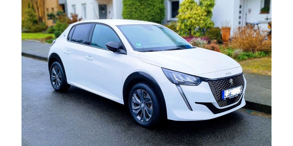 Peugeot e-208 38.935 km 14.750 &euro; Köln 50769