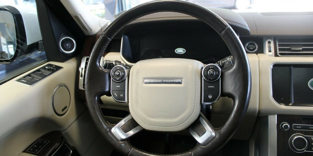 Land Rover Range Rover 4.4 SDV8 Vogue 182.940 km 27.980 &euro; Euskirchen 53881