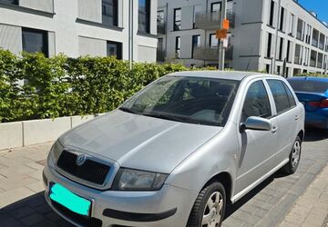 Skoda Fabia 124.000 km 3.250 &euro; Bonn 53123