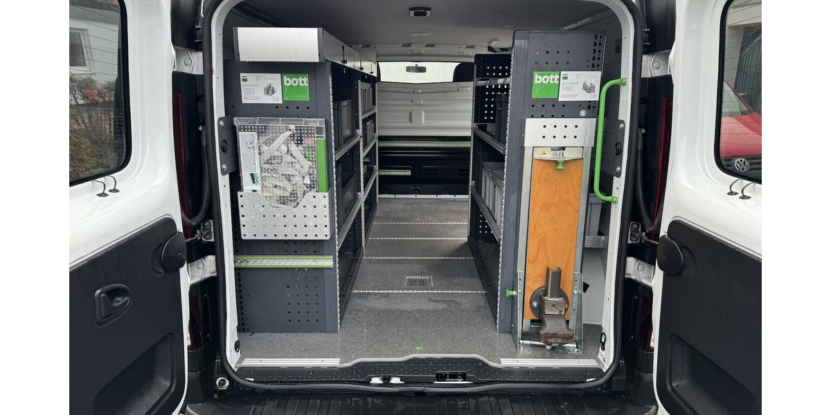 Renault Trafic L2H1 N1 Sth Regale/Schraubst EU6 GARANTIE 55.000 km 19.000 &euro; Erftstadt 50374