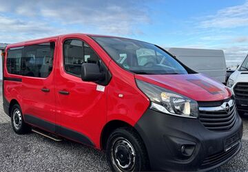 Opel Vivaro 168.000 km 11.788 &euro; Rheinbach 53359