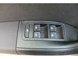 Seat Ateca FR 1,5 TSi DSG Navi AHK Standh LED 12.000 km 33.490 &euro; Bonn 53225