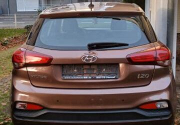 Hyundai i20 26.260 km 11.000 &euro; Hennef 53773