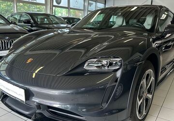 Porsche Taycan 11.900 km 89.900 &euro; Köln 50827